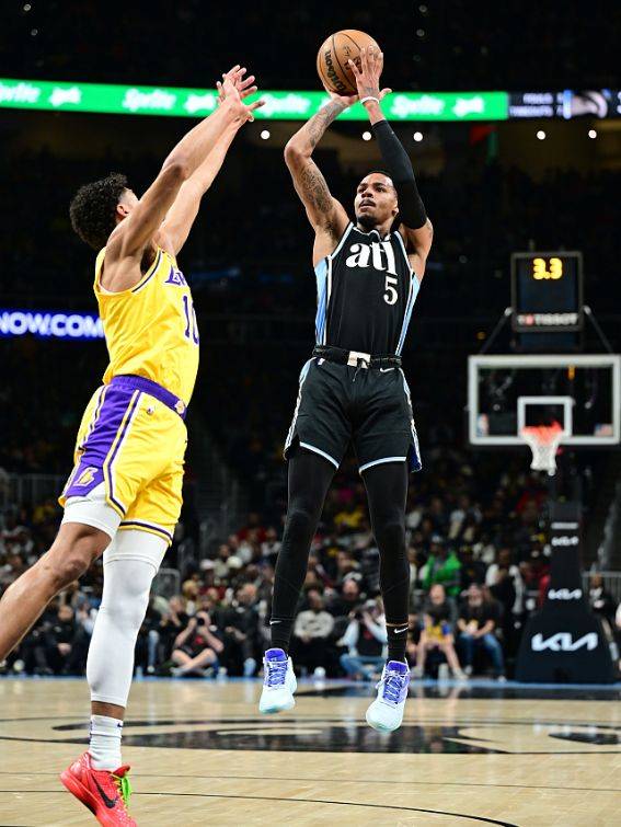 穆雷在湖人比赛中出色防守，出色防守引发热议！的简单介绍