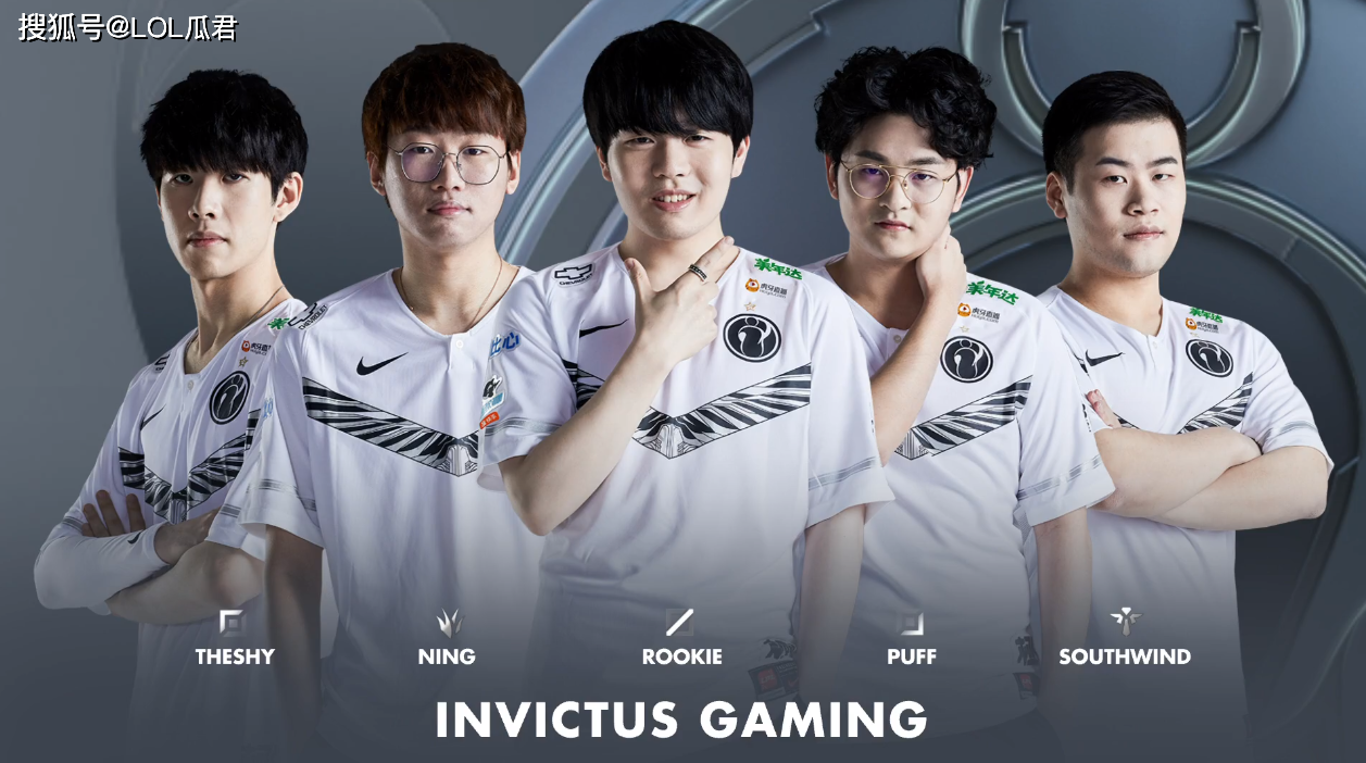 FPX教练压力巨大！，阿扎伦卡遭遇三持续失利再创辉煌时刻(阿扎伦卡正手)