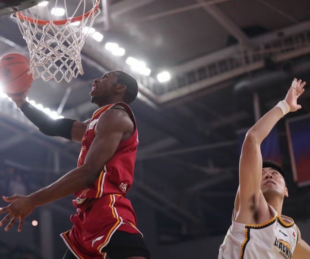 关于加时末段体能课后，奥兰多魔术战术微调备战CBA常规赛，质疑声仍在，纪律约束更严格的信息