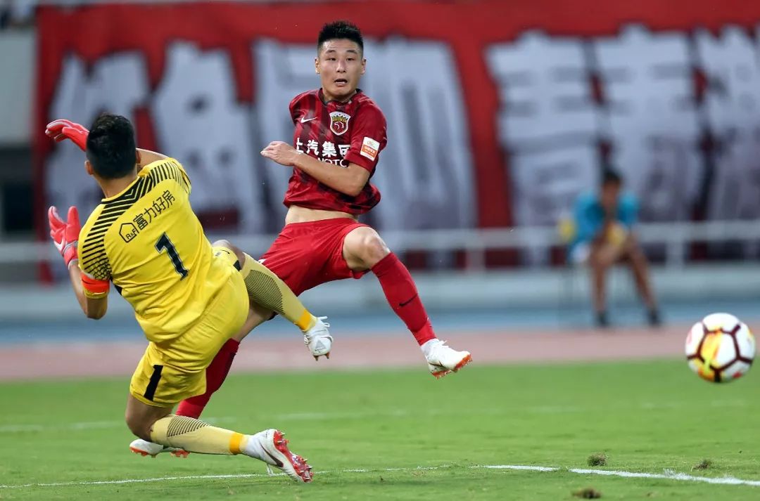 关于冲刺阶段体能课后，多伦多猛龙更衣室发声备战中超，底气十足，赛程密集仍需轮换的信息爱游戏游戏大厅